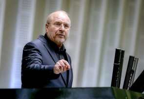 آلودگی هوا با اقدامات مقطعی و کوتاه مدت حل نمی‌شود