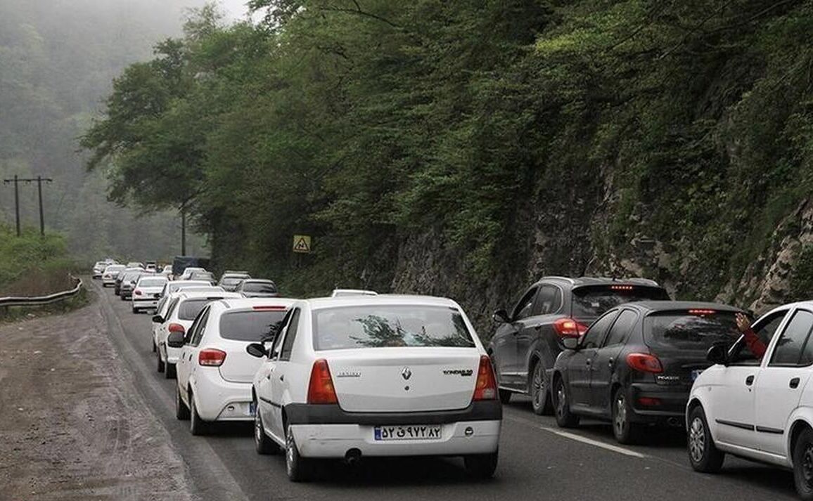 مصرف بنزین مرز ۱۲ میلیارد لیتر را رد کرد