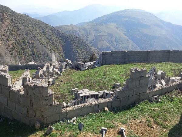 قلع و قمع ۷ مورد بنای غیرمجاز در اراضی کشاورزی سوادکوه