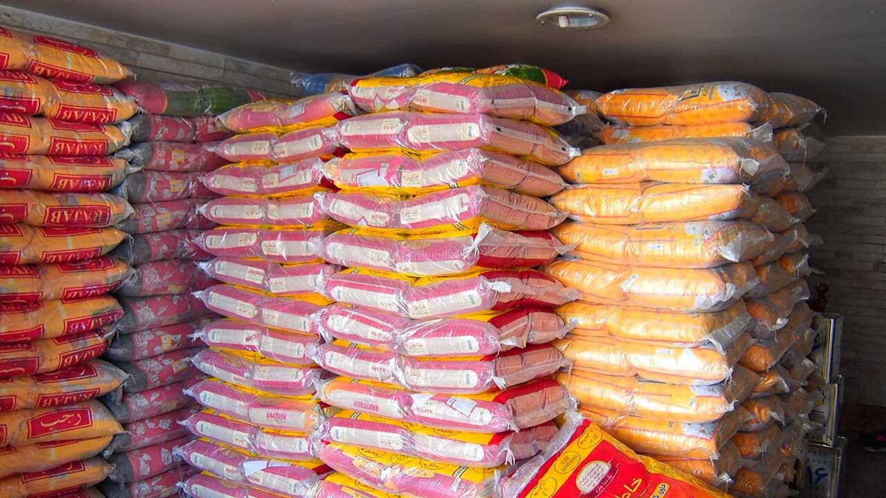 توزیع برنج وارداتی در مازندران