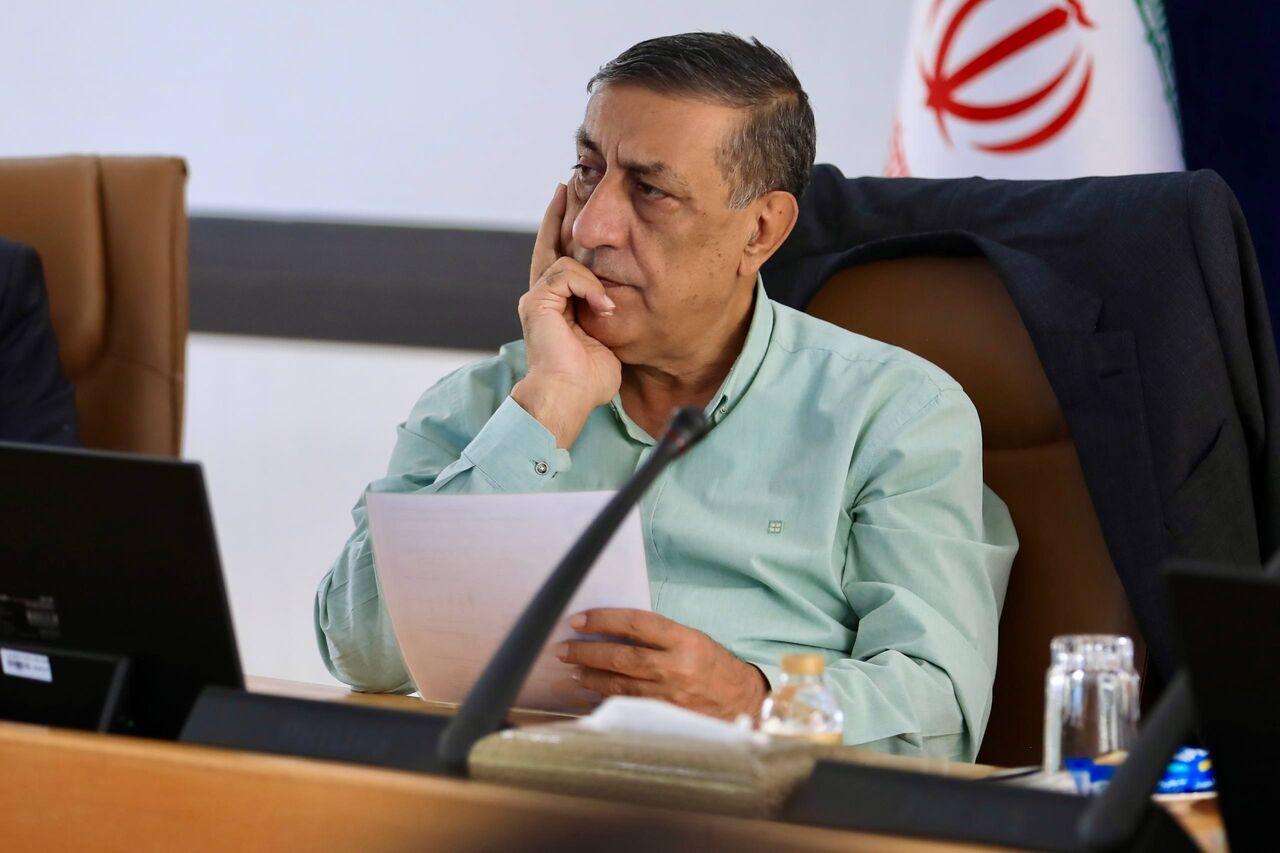 نبود استانداردهای مشخص در ارائه خدمات یکی از عوامل شکل‌گیری نارضایتی عمومی است